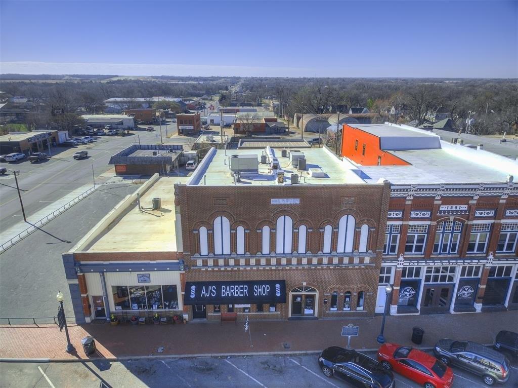 Property Image for 107 W Harrison Avenue