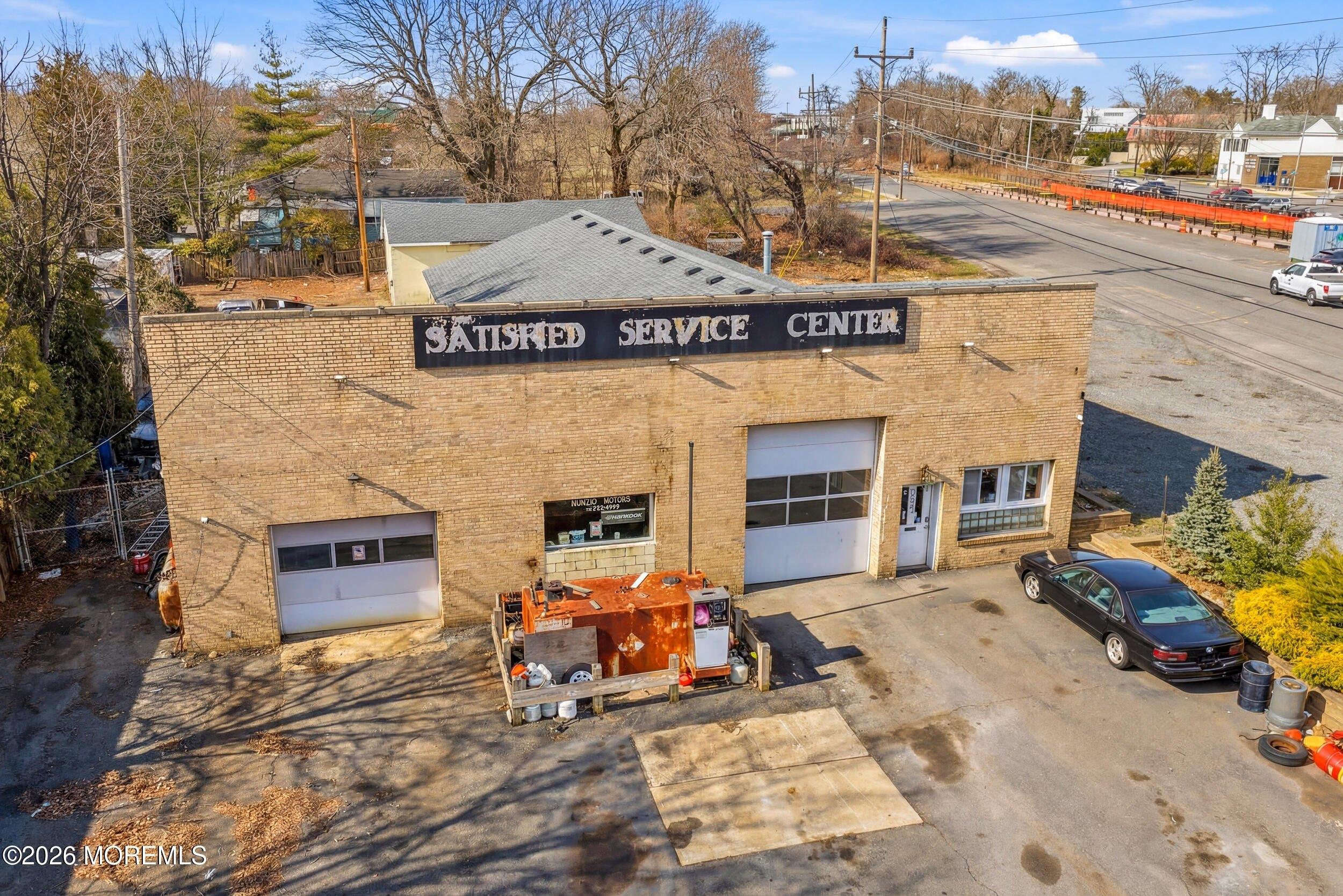 Property Image for 207 N Lincoln Avenue