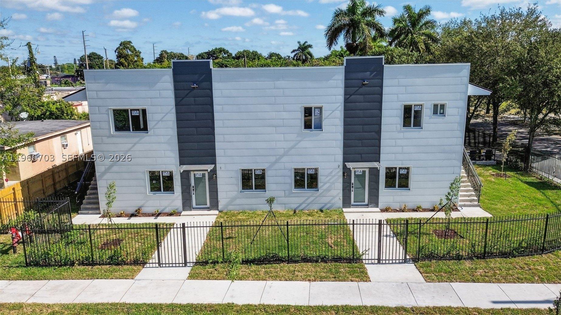Property Image for 1515 N Redland Rd