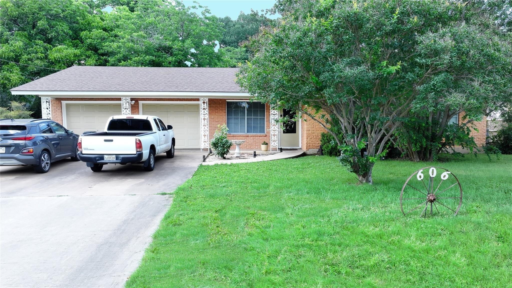 Property Image for 606 E Liberty Ave