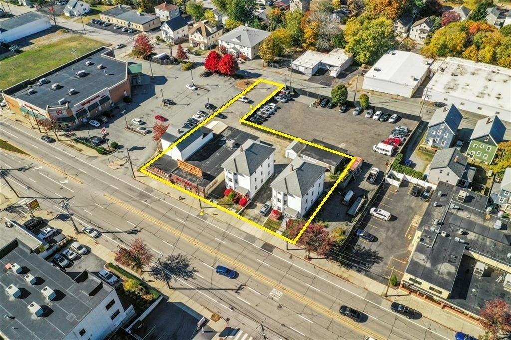 Property Image for 1158 1172 N Main and 81 Nashua Street