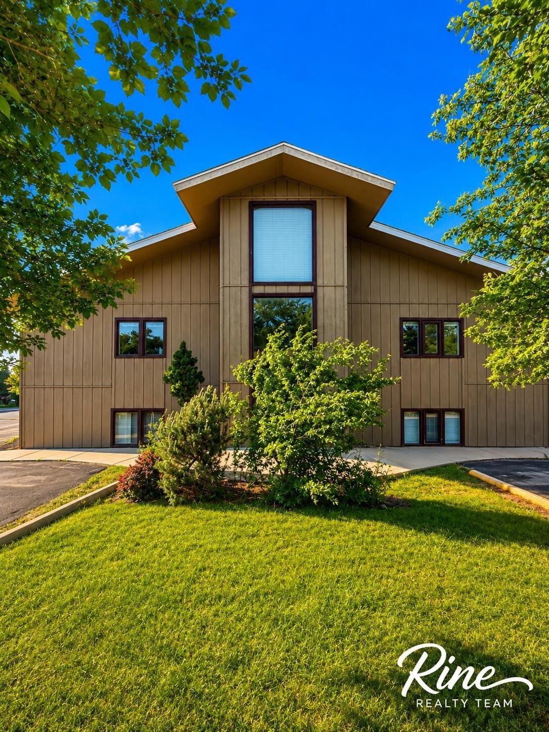Property Image for 2650 Mcleod Drive N