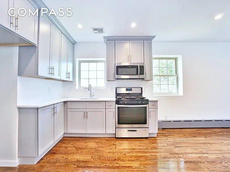 Property Image for 3020 Richmond Terrace