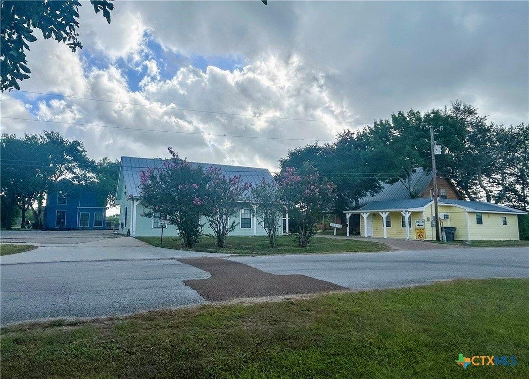 Property Image for 4802 Country Lane