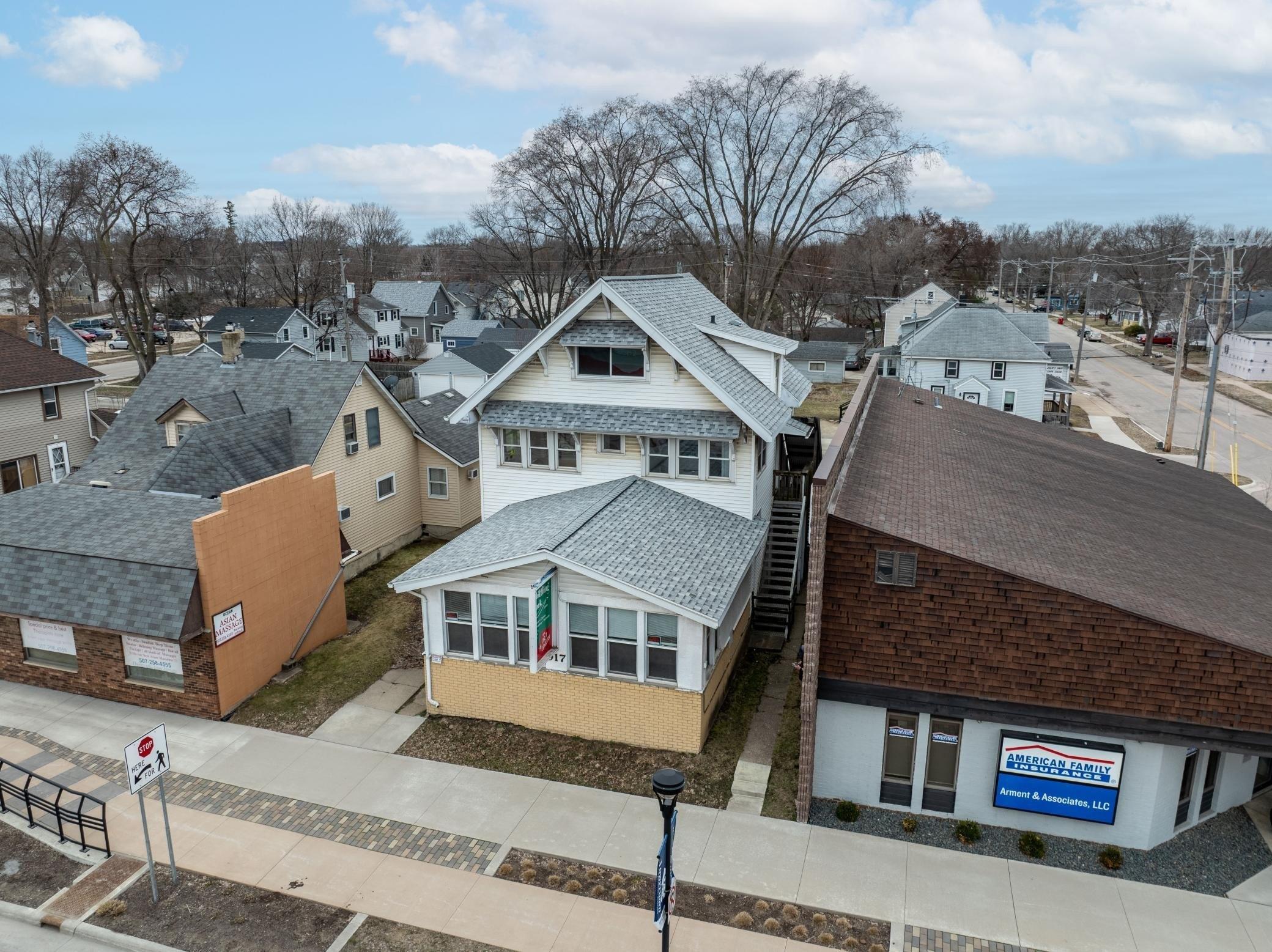 Property Image for 917 Broadway Avenue N