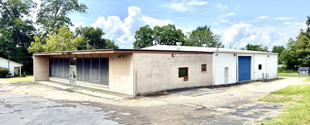 Property Image for 208 W Powell
