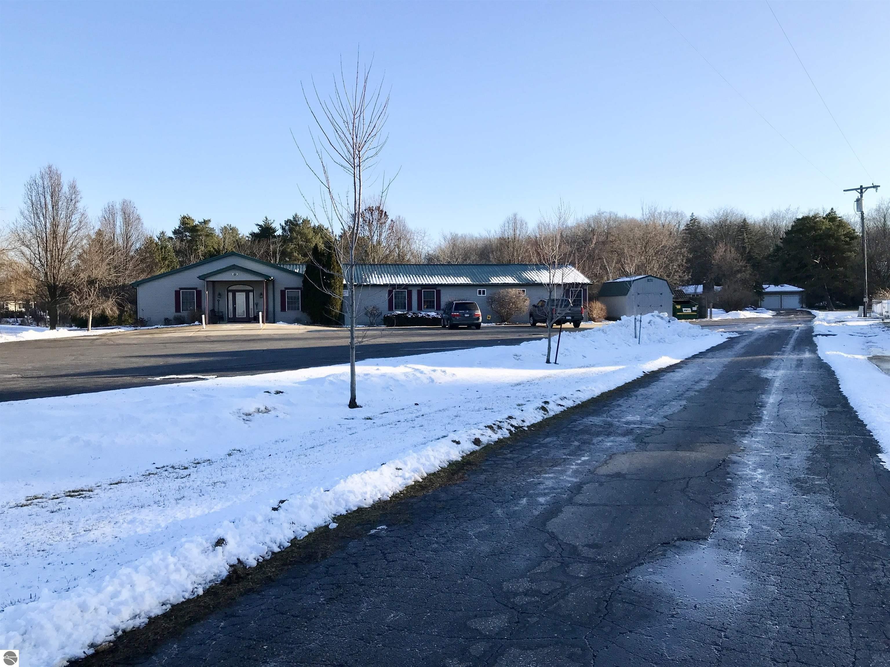 Property Image for 702 & 700 E Remus Road