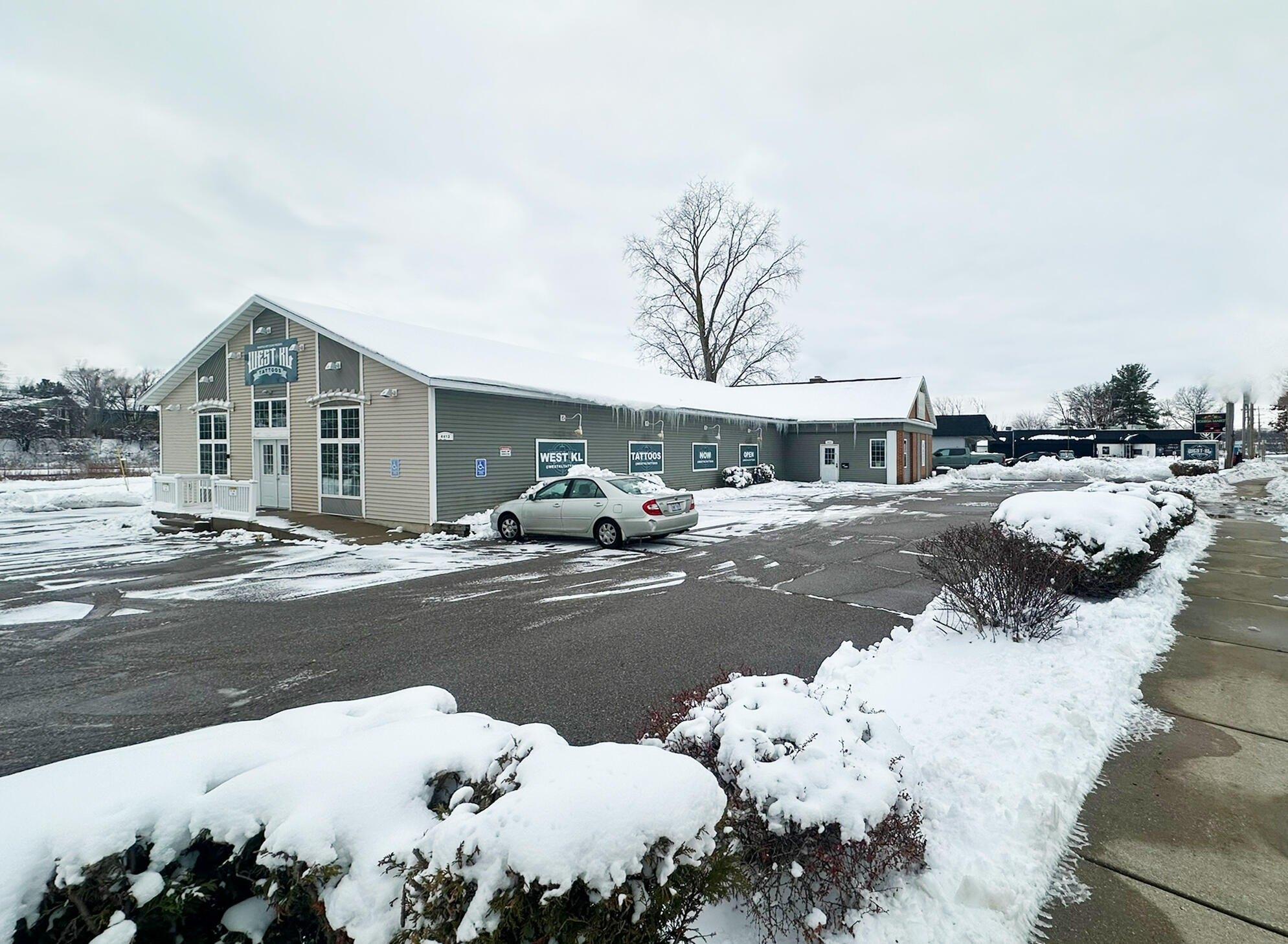 Property Image for 4413 W KL Avenue