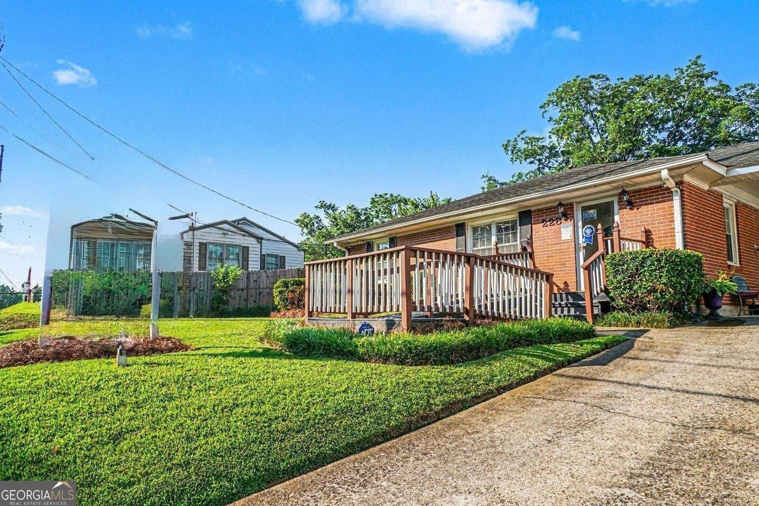 Property Image for 228 Powers Ferry Road SE