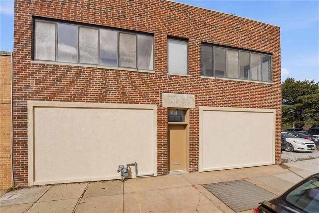 Property Image for 808 E 10th Street