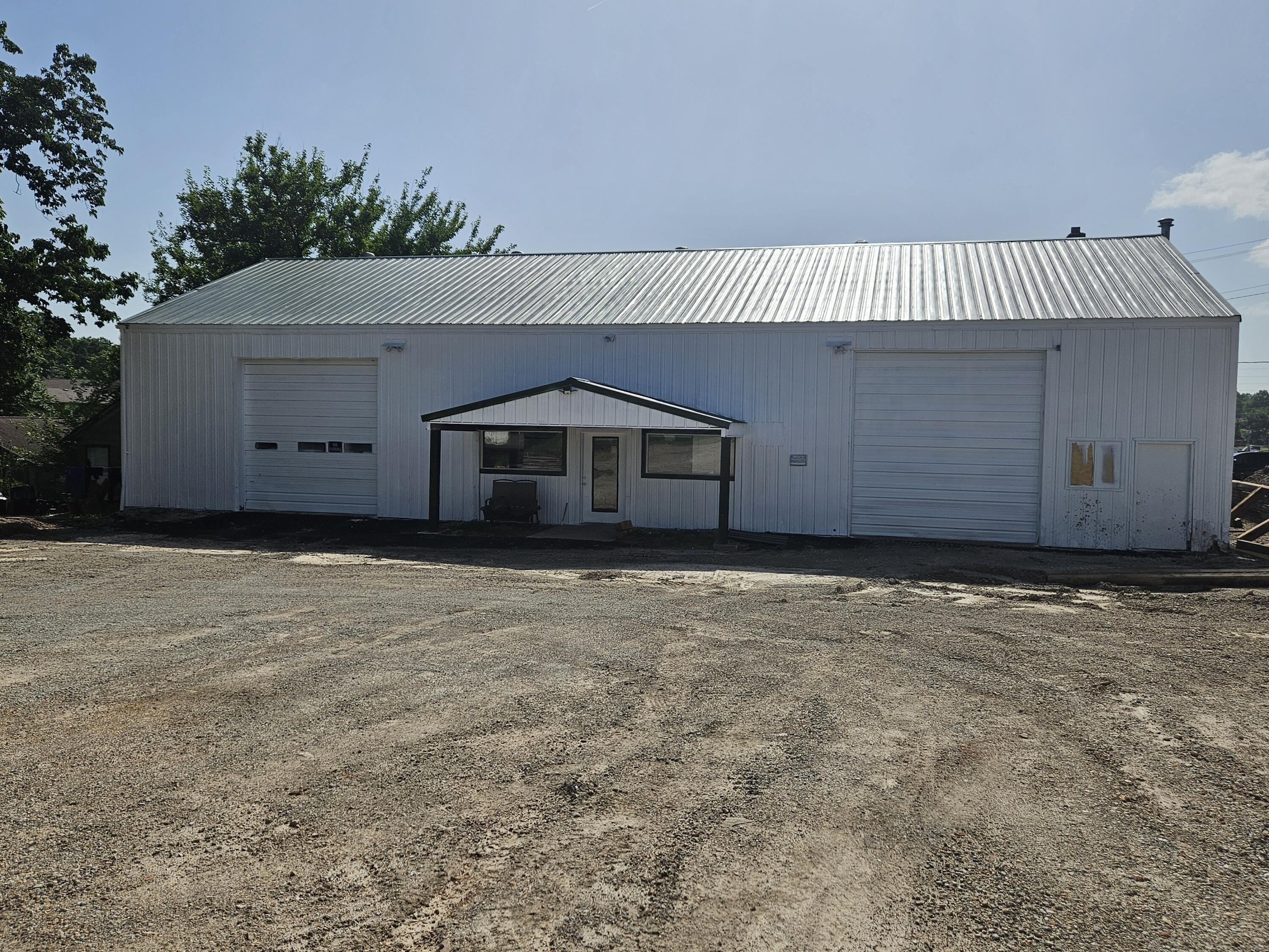 Property Image for 205 N Oakland Avenue