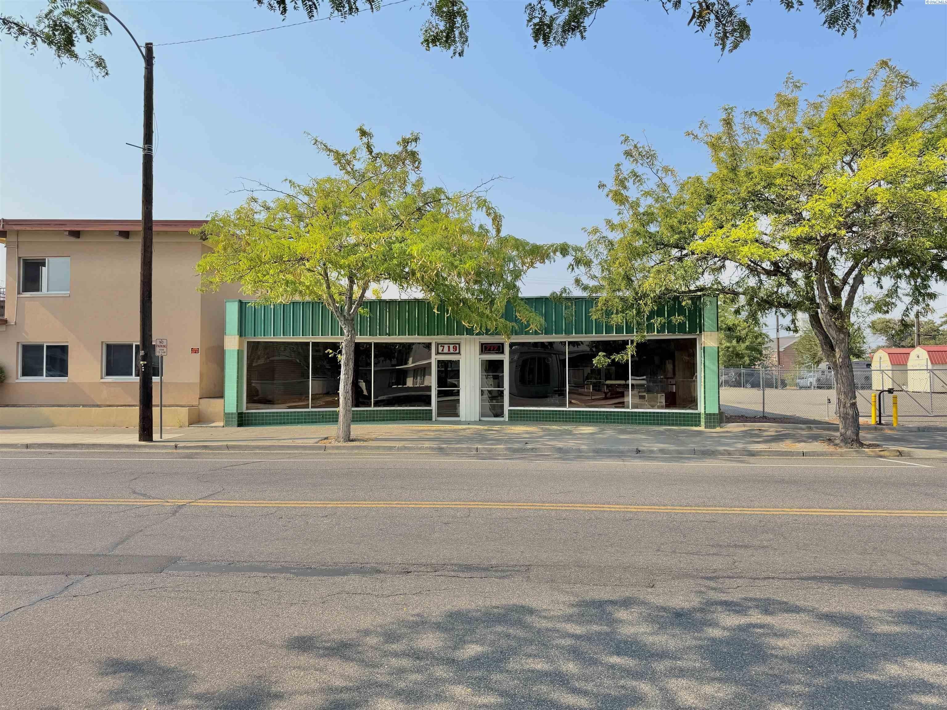 Property Image for 717 W Lewis