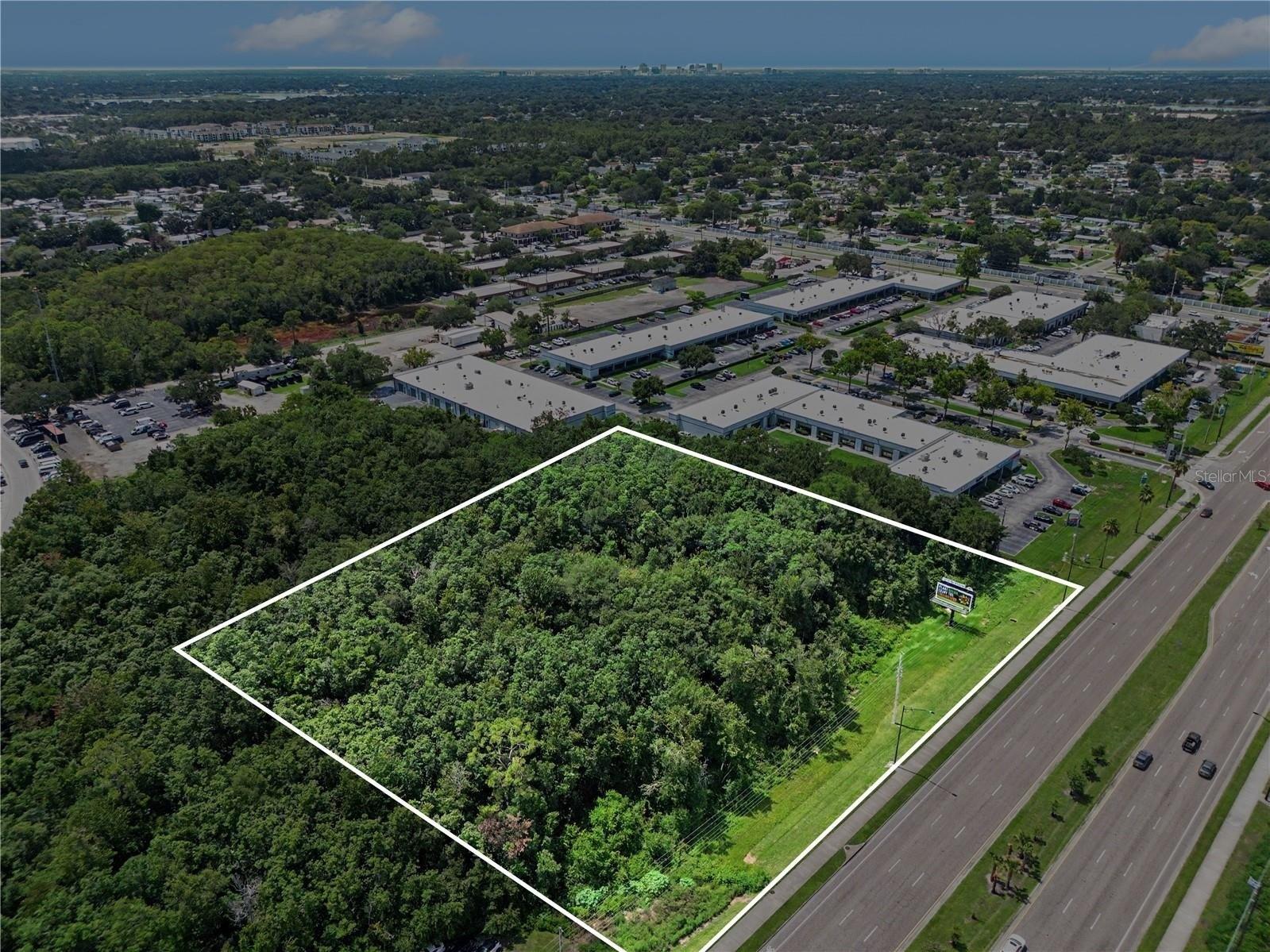 Property Image for 6000 S SEMORAN Boulevard