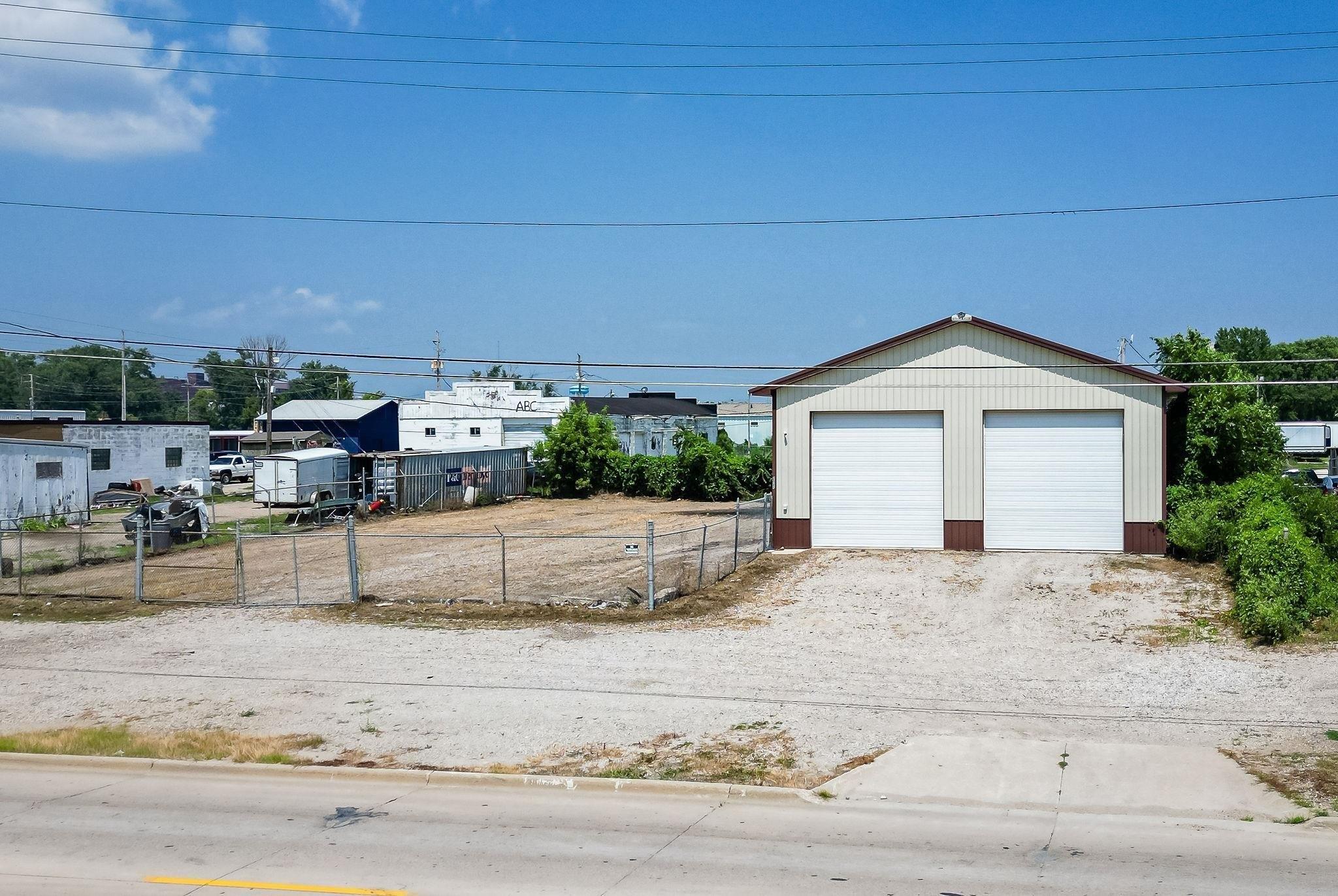 Property Image for 2021 Commercial Street