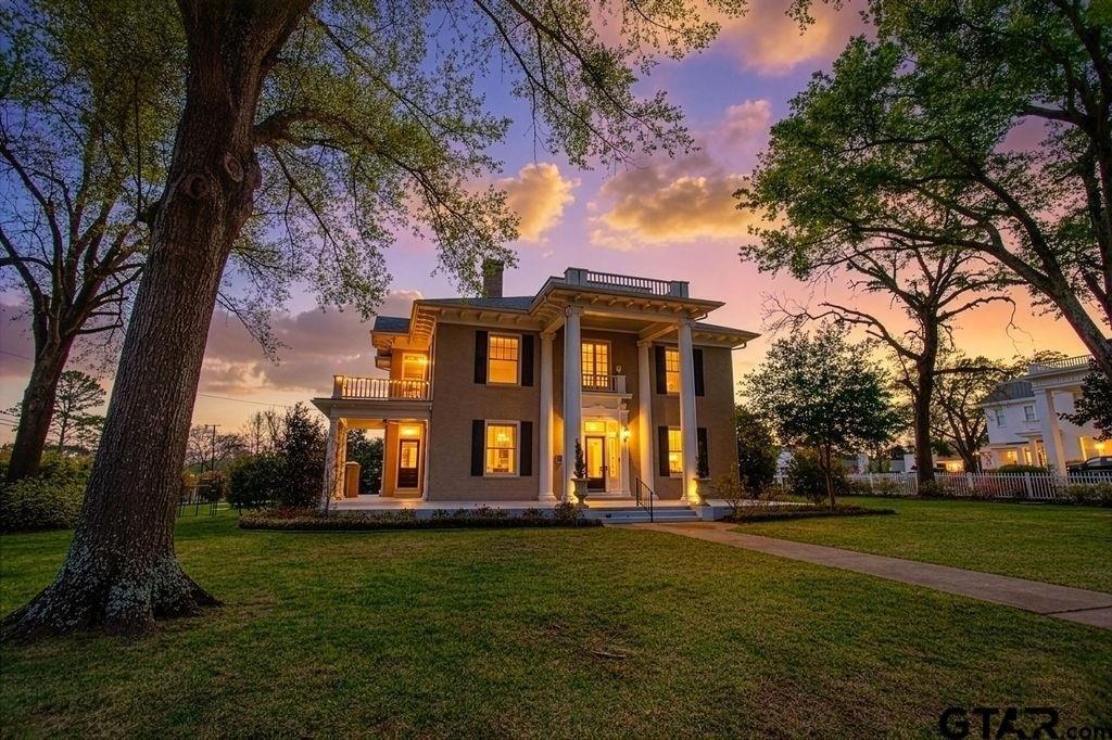 Property Image for 313 E Charnwood