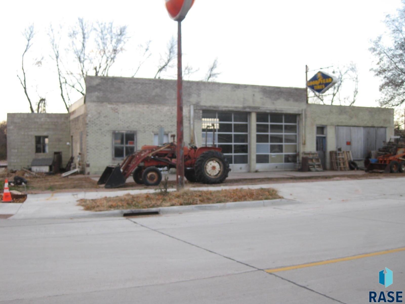 Property Image for 211 E 3rd St