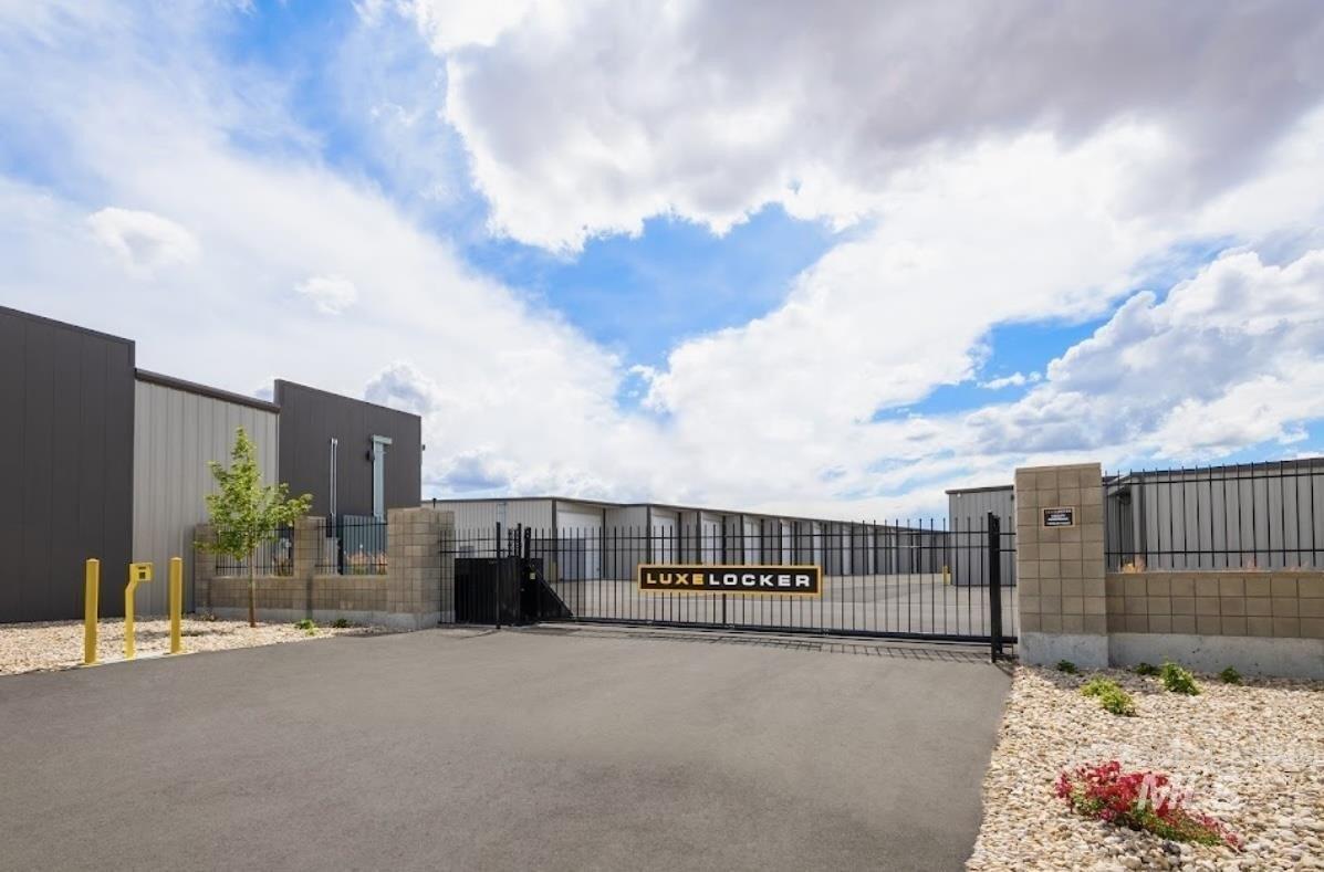 Property Image for 7373 S Federal Way