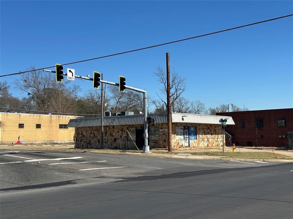 Property Image for 246 E 70th Street