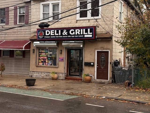 Property Image for 971 Vanduzer Street