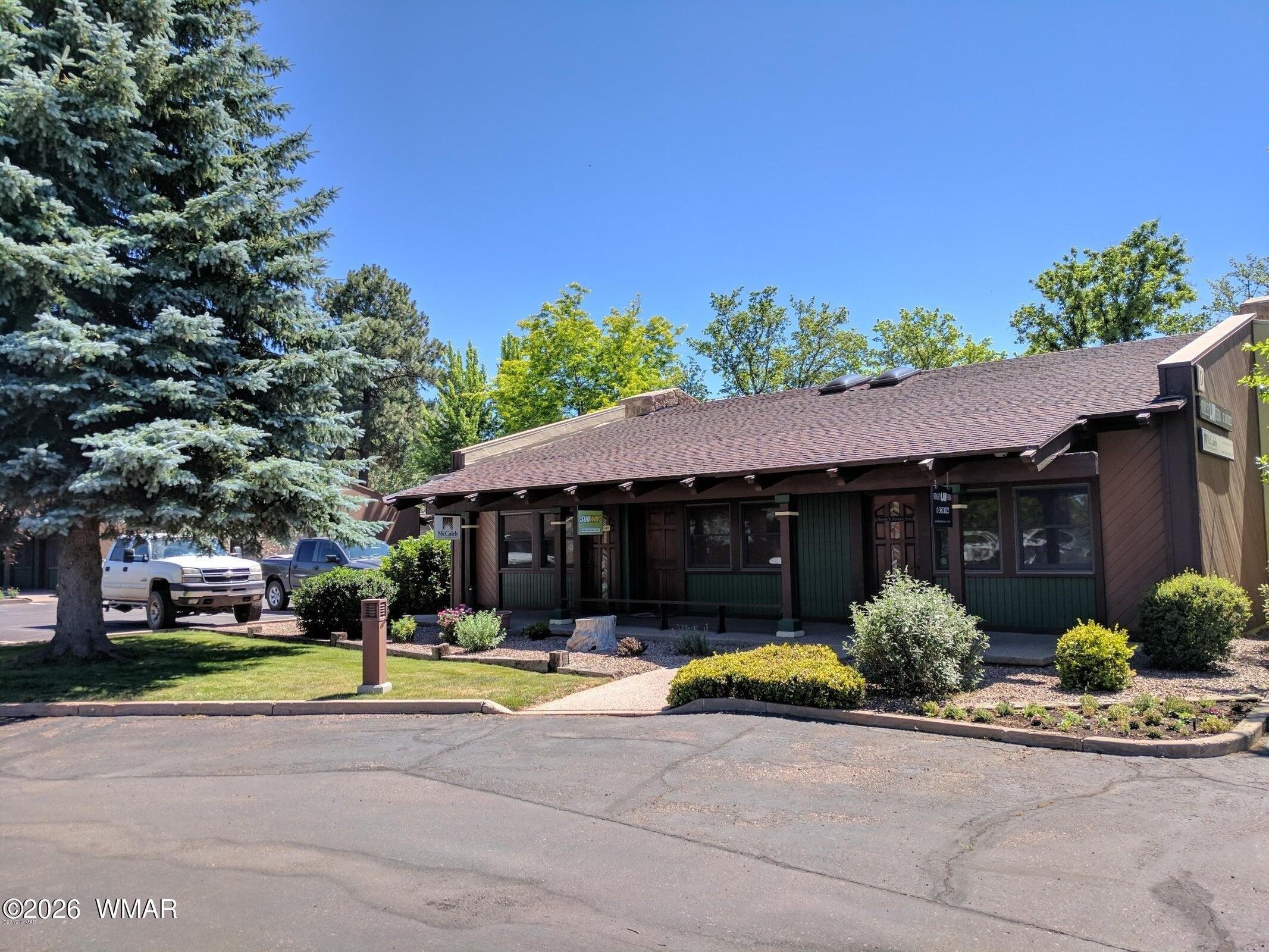 Property Image for 1630 E White Mountain Boulevard D3