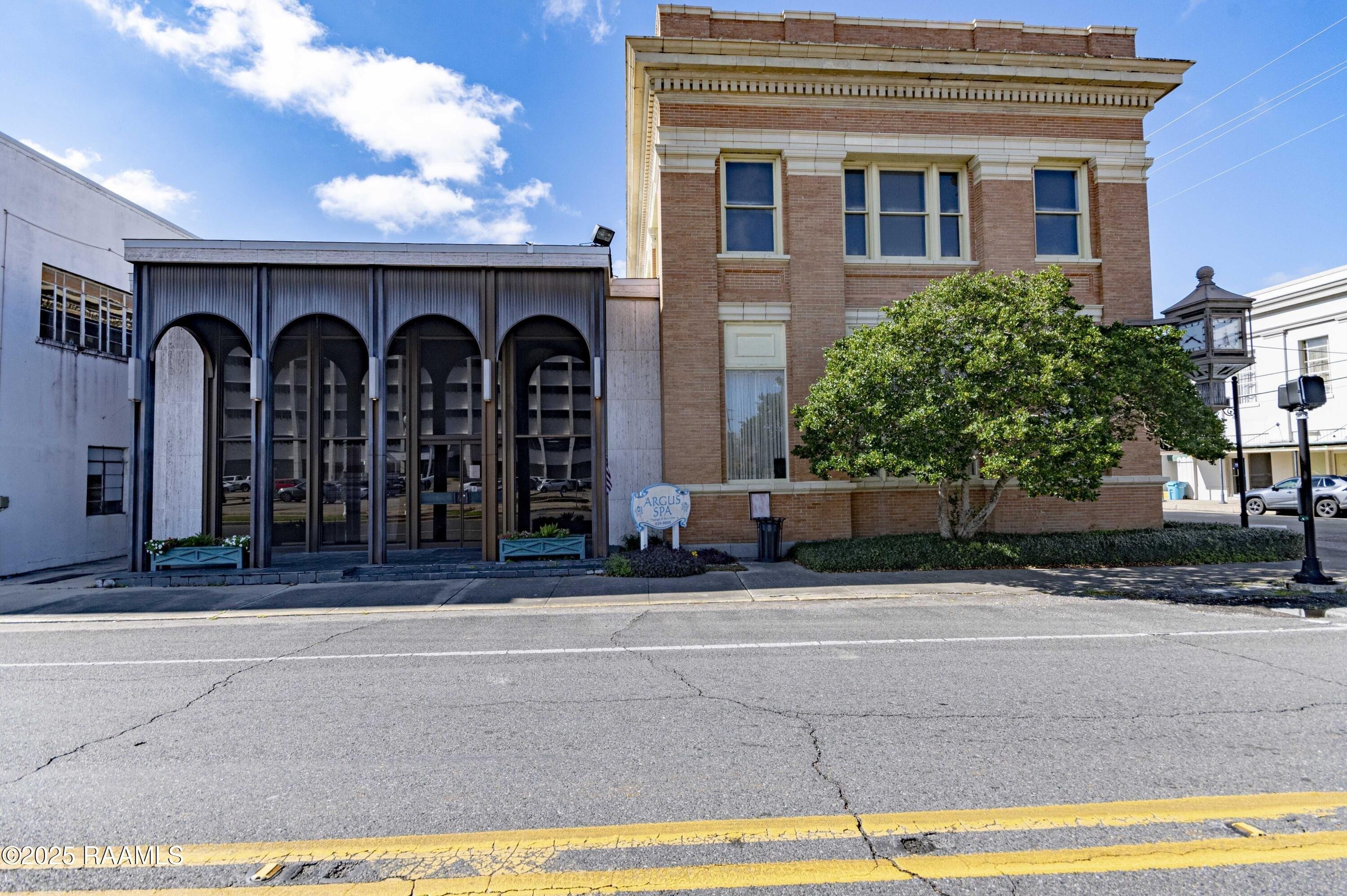 Property Image for 521 Main Street