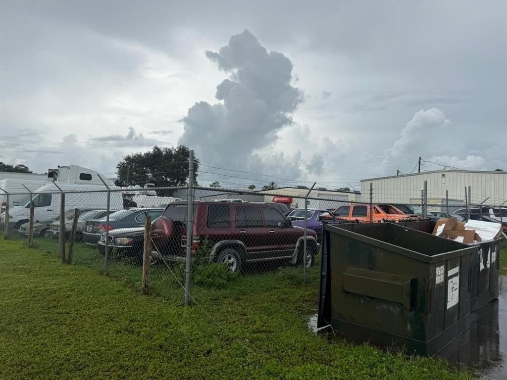 Property Image for E Edgewood Dr