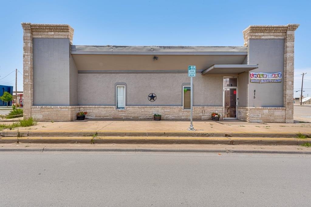 Property Image for 815 N Grant