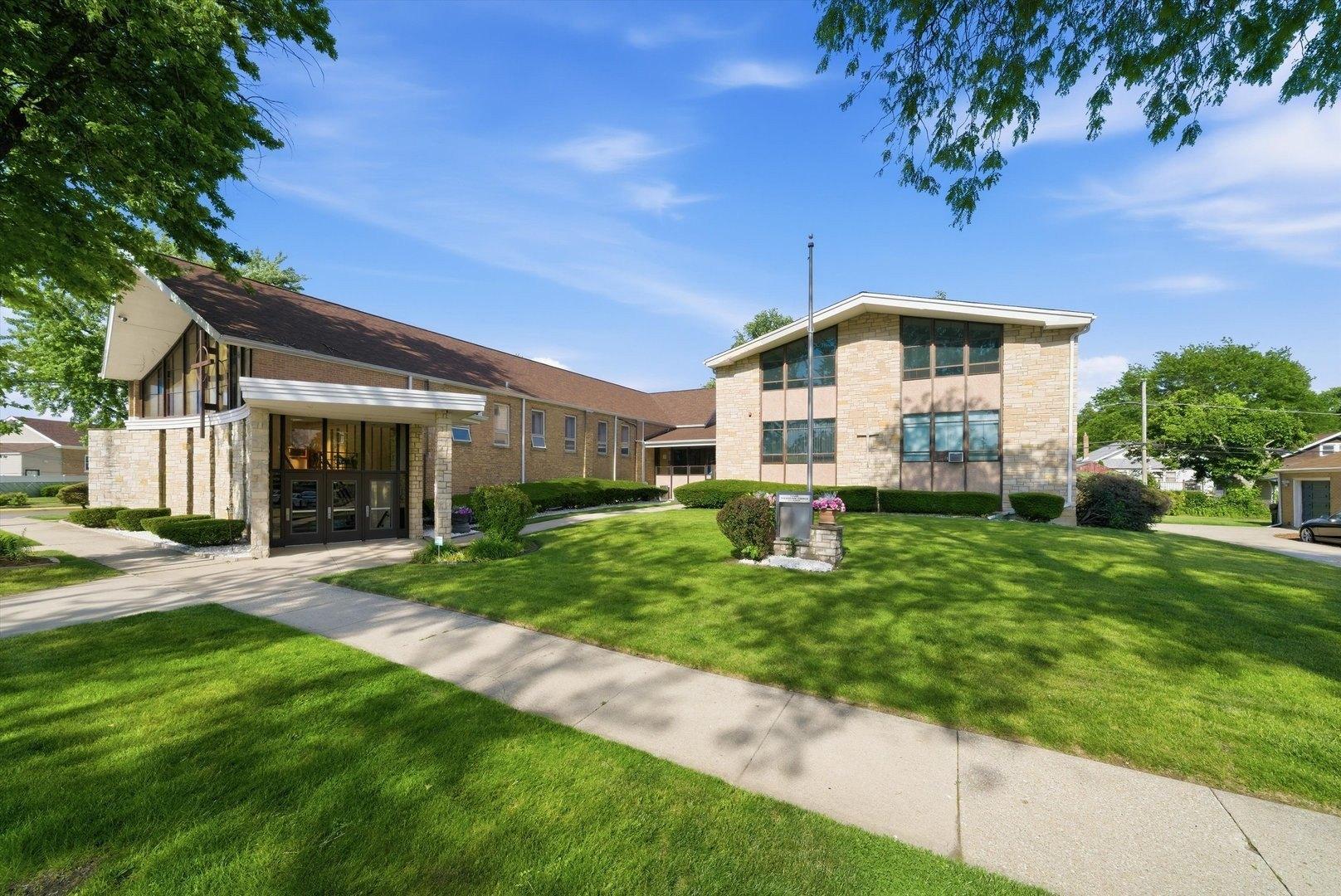 Property Image for 319 Morris Avenue