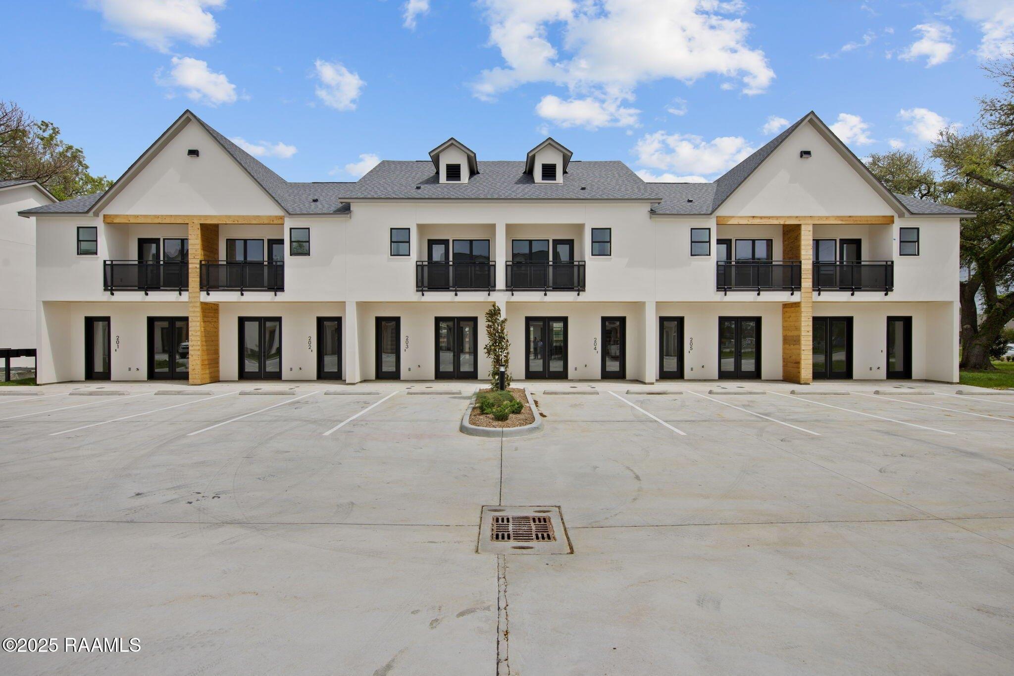 Property Image for 1510 Kaliste Saloom Road