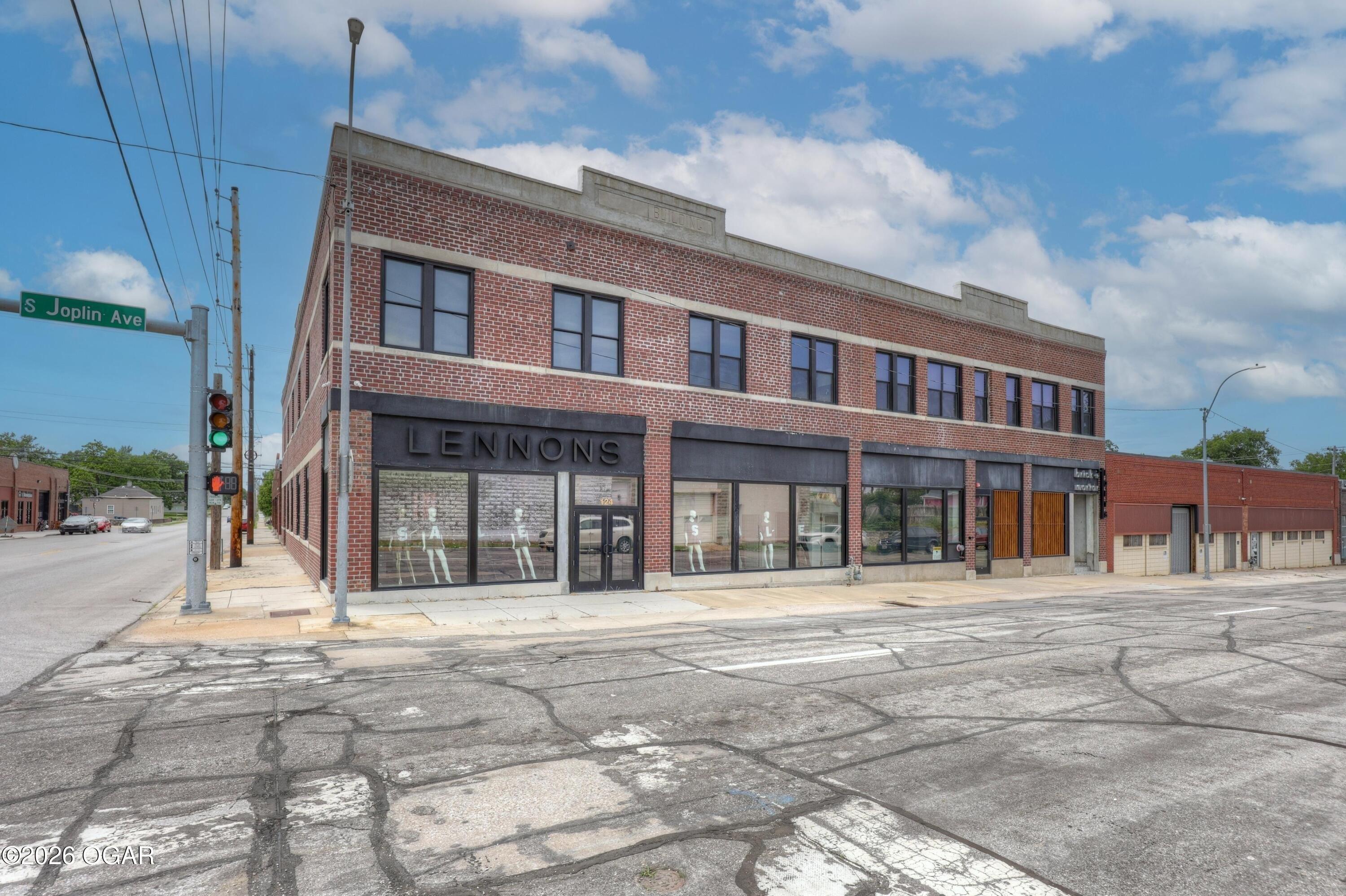 Property Image for 124 + 110 S Joplin Avenue