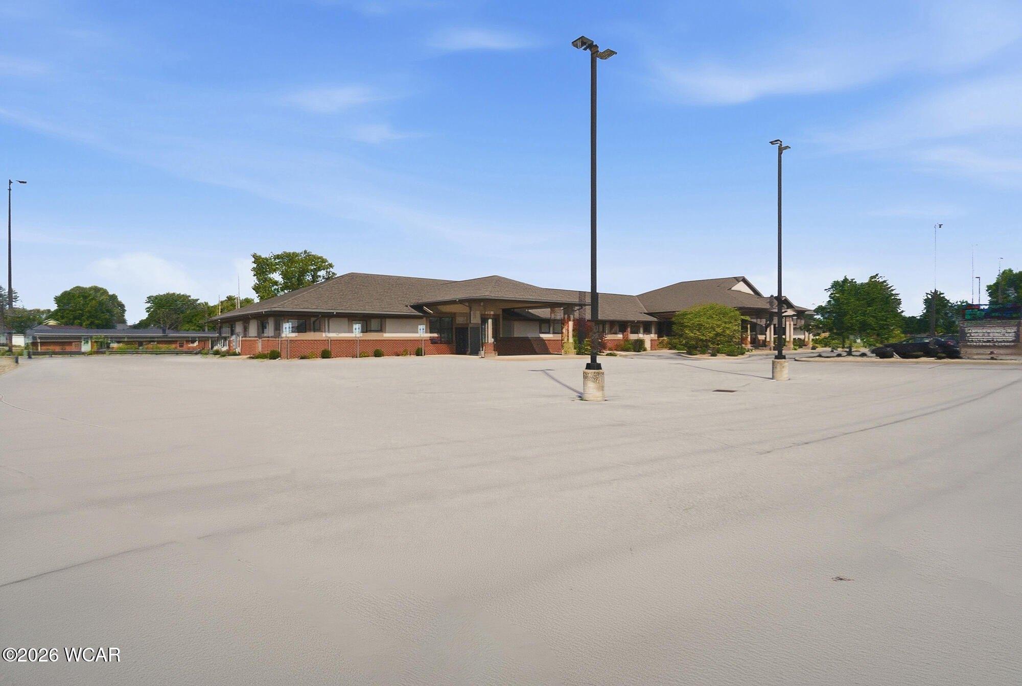 Property Image for 375 N Eastown Road