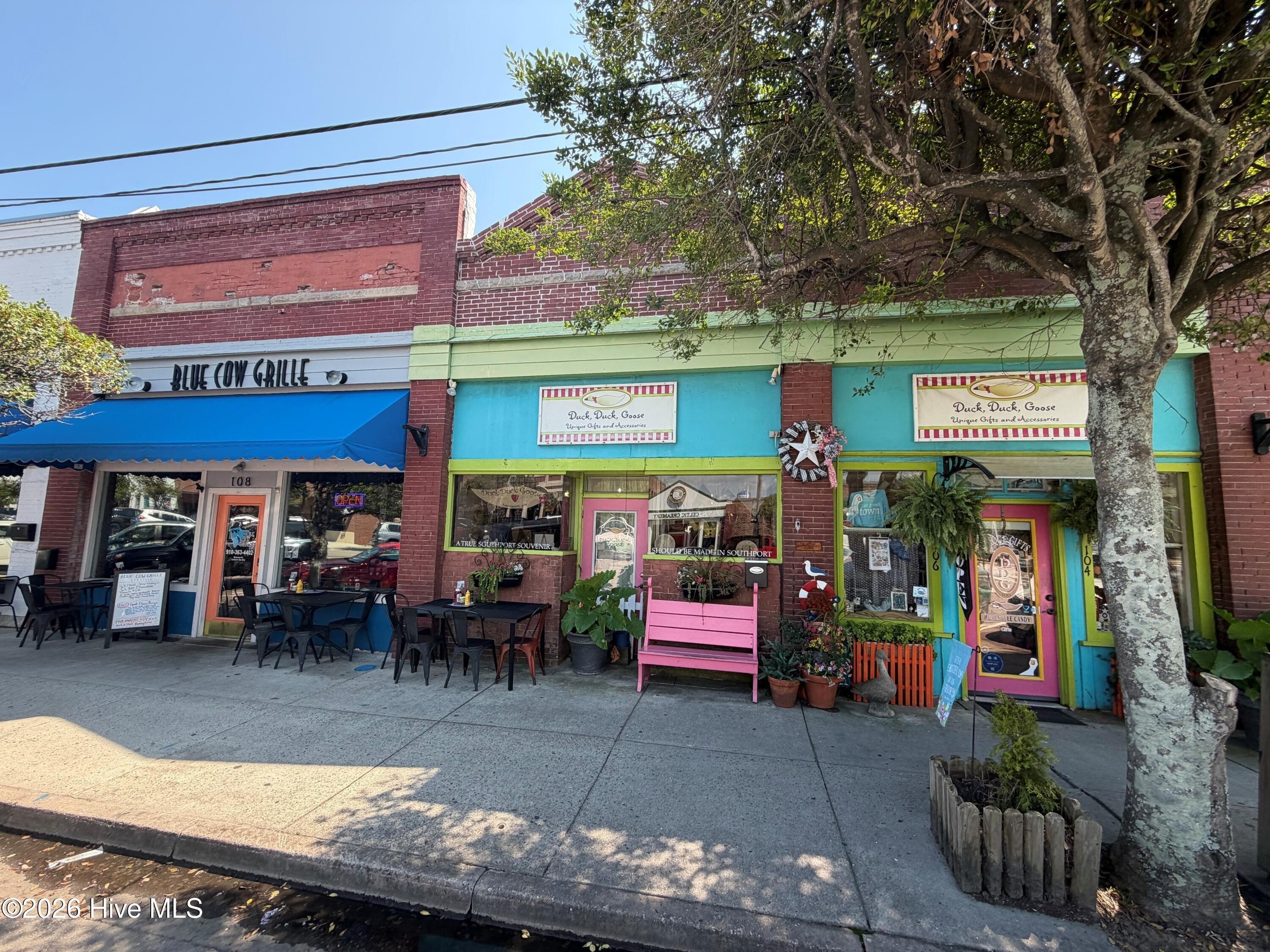 Property Image for 104 E Moore Street