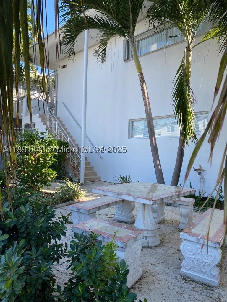 Property Image for 7435 Byron Ave
