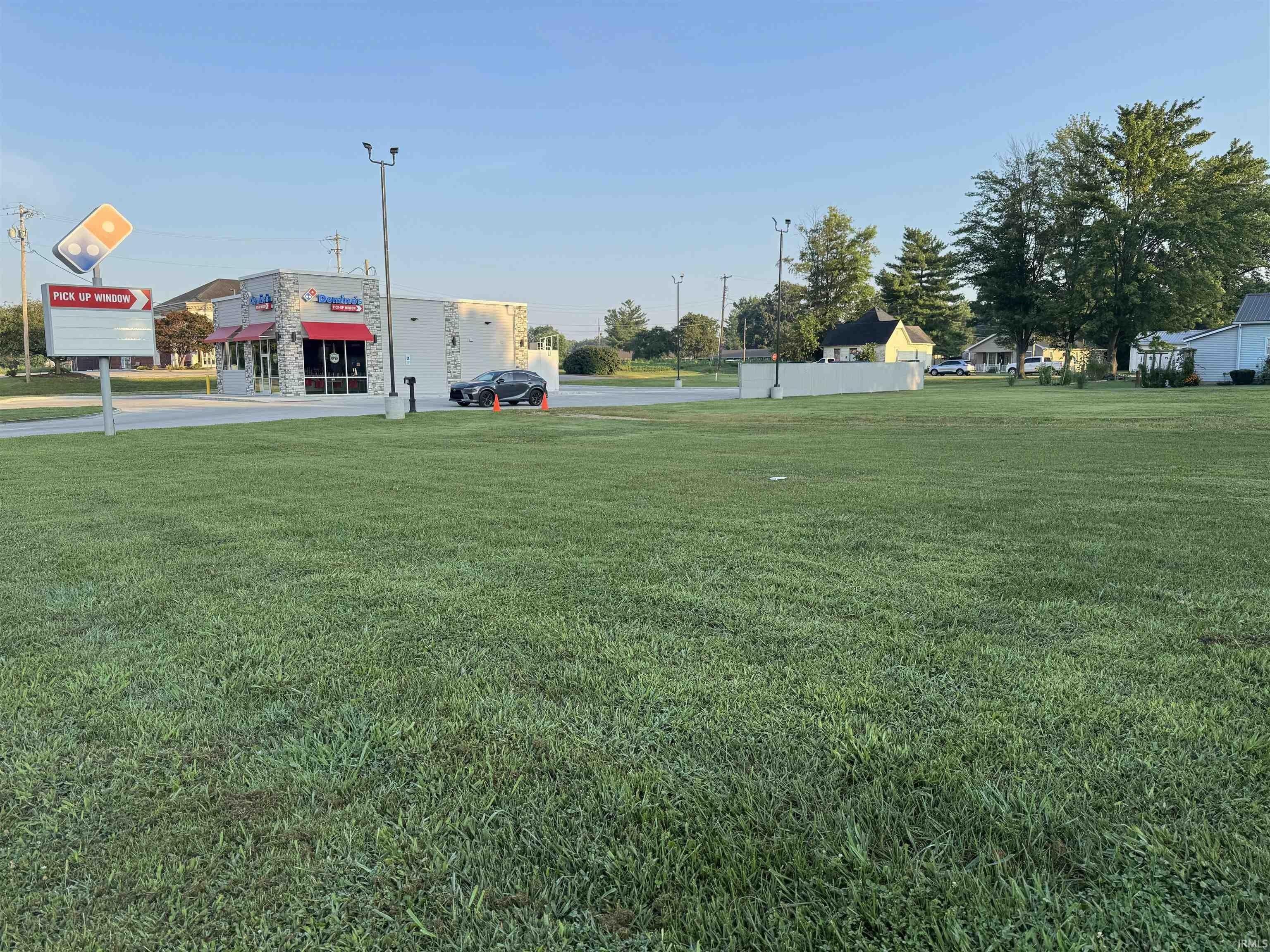 Property Image for 902 W Broadway Street