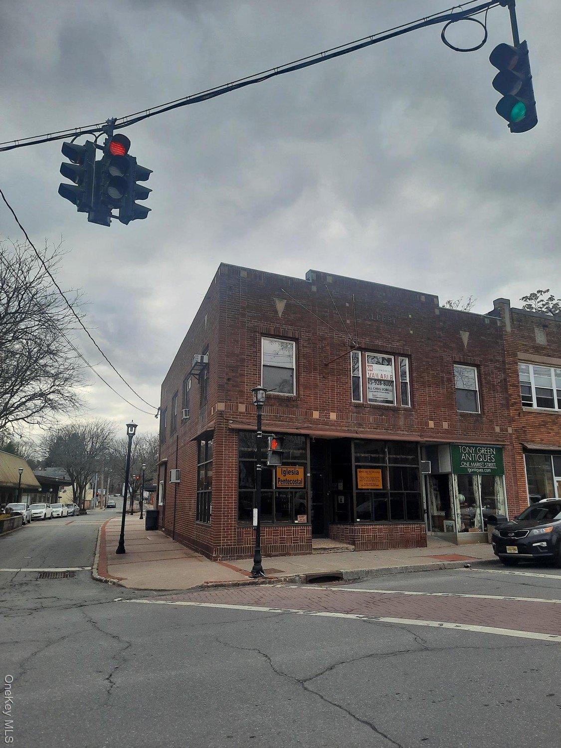 Property Image for 129 Canal Street