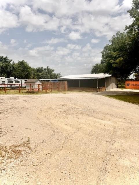 Property Image for 2045 N Fm 51