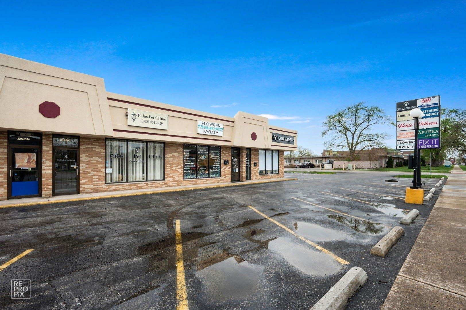 Property Image for 10504 S Roberts Road