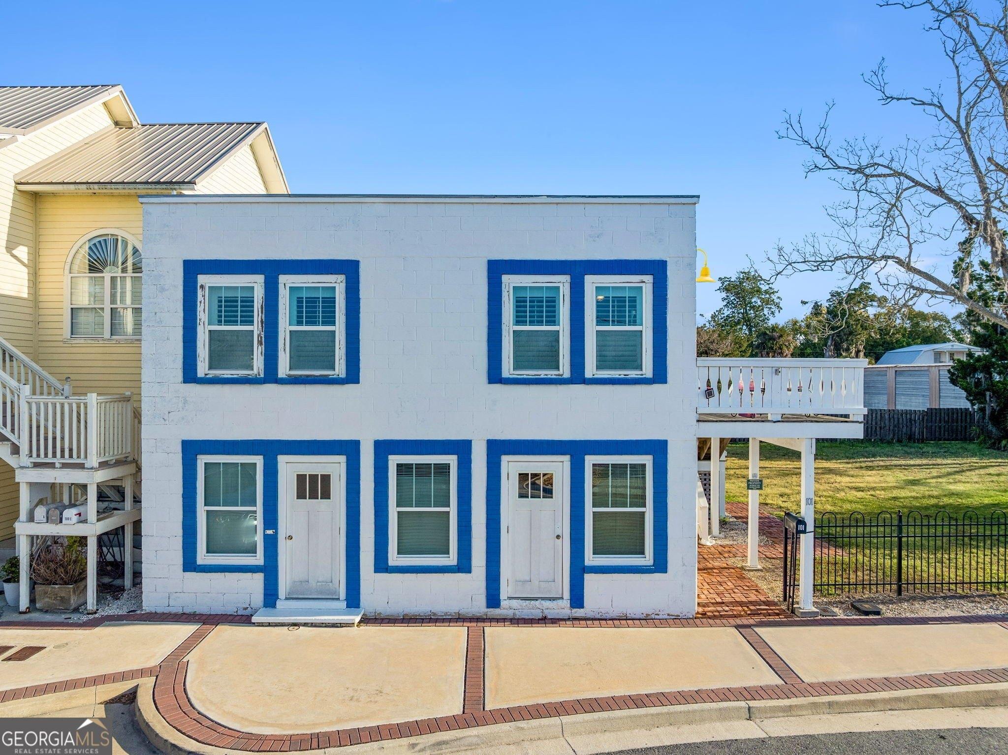 Property Image for 101 A B St Marys