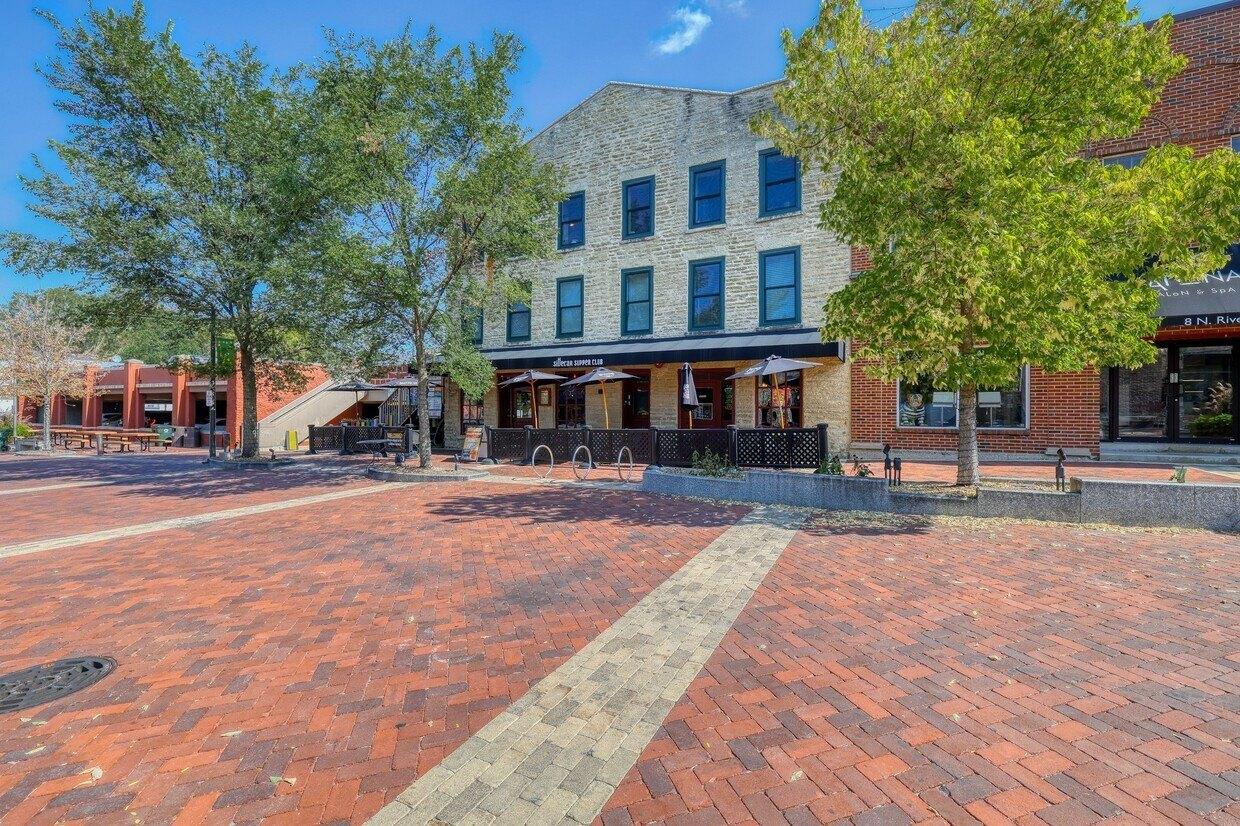 Property Image for 10-12 N River Street