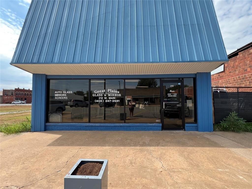 Property Image for 212 W Main Street