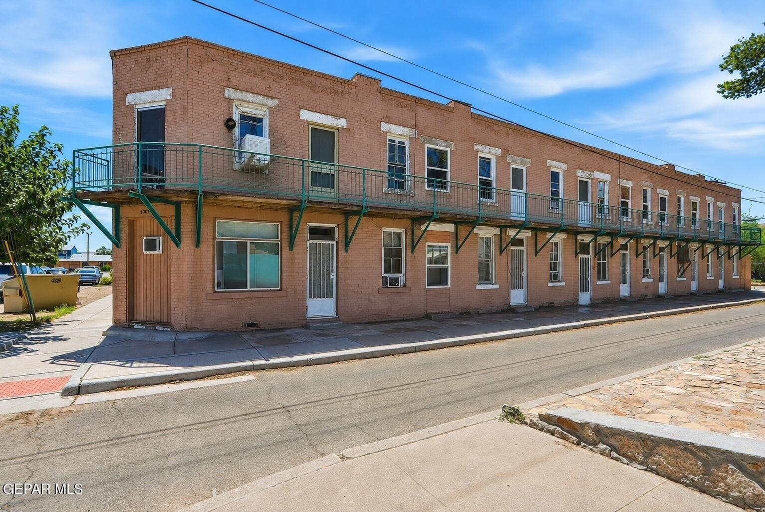 Property Image for 1001 S FLORENCE Street