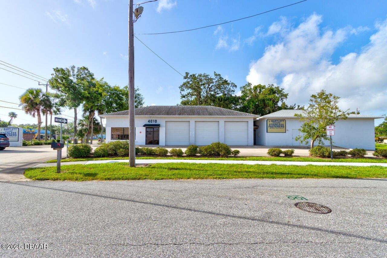 Property Image for 4610 S Ridgewood Avenue