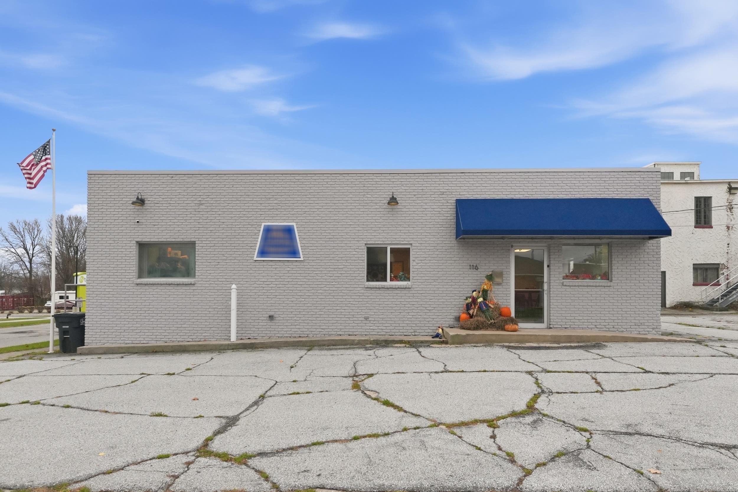 Property Image for 116 E Wayne Street