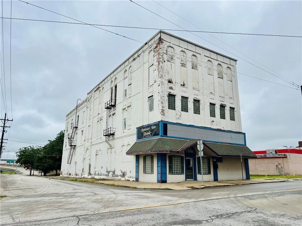 Property Image for 222 S 4th Street