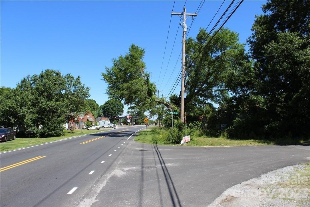 Property Image for 617 US 221 Highway