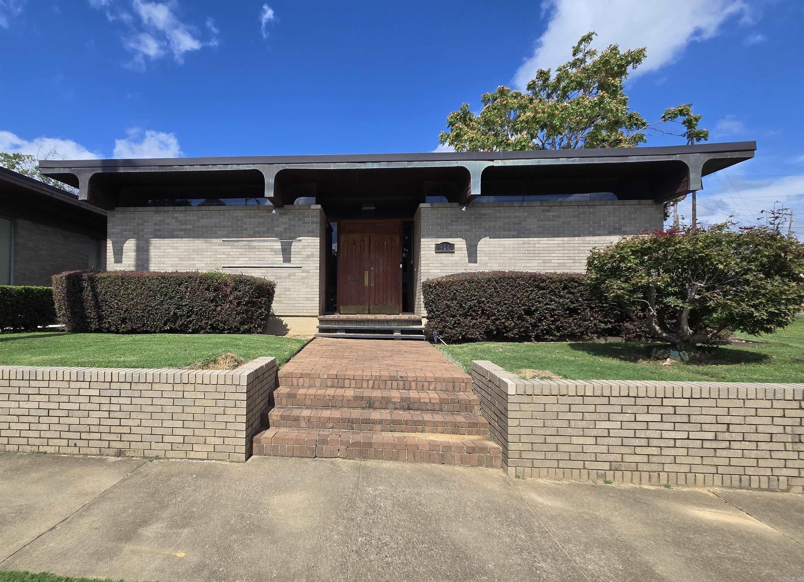 Property Image for 916 Garland Street
