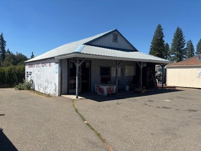Property Image for 37494 State Highway 299E