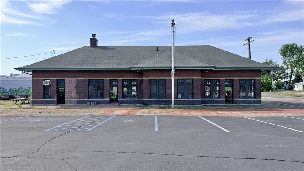 Property Image for 1 Elm Street