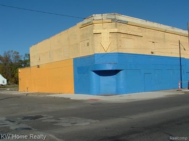 Property Image for 20650 Fenkell Avenue