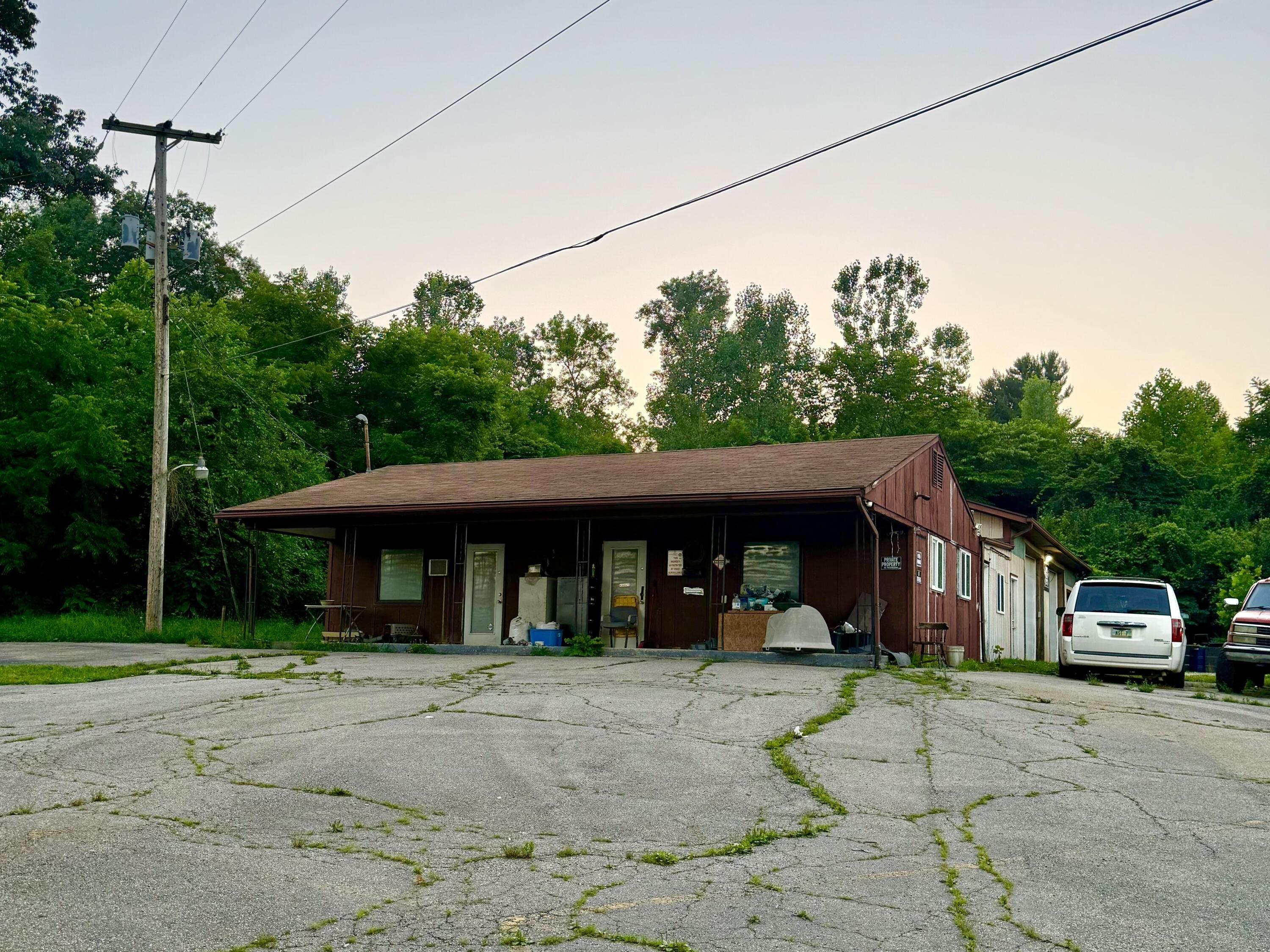 Property Image for 925 Upper Valley Commercial